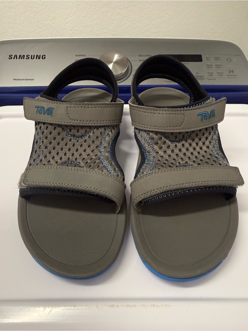 Teva Kids Gray and Blue Psyclone